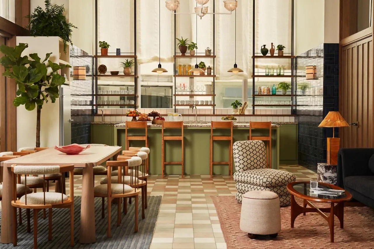 ****  Hotel The Hoxton, Poblenou Barcelona Hiszpania