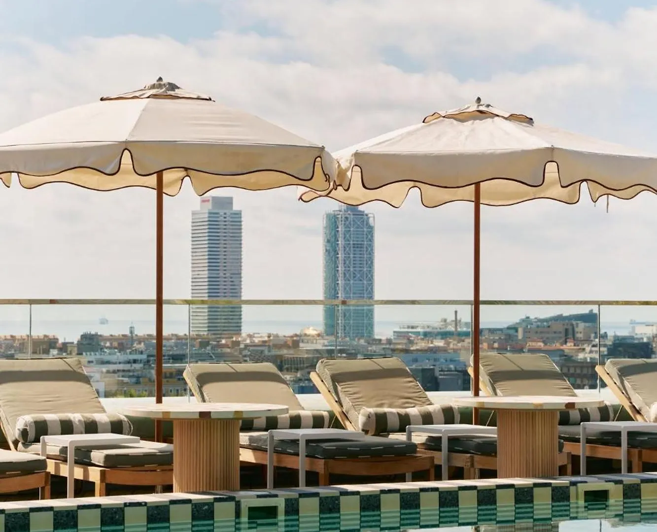 ****  Hotel The Hoxton, Poblenou Barcelona Hiszpania